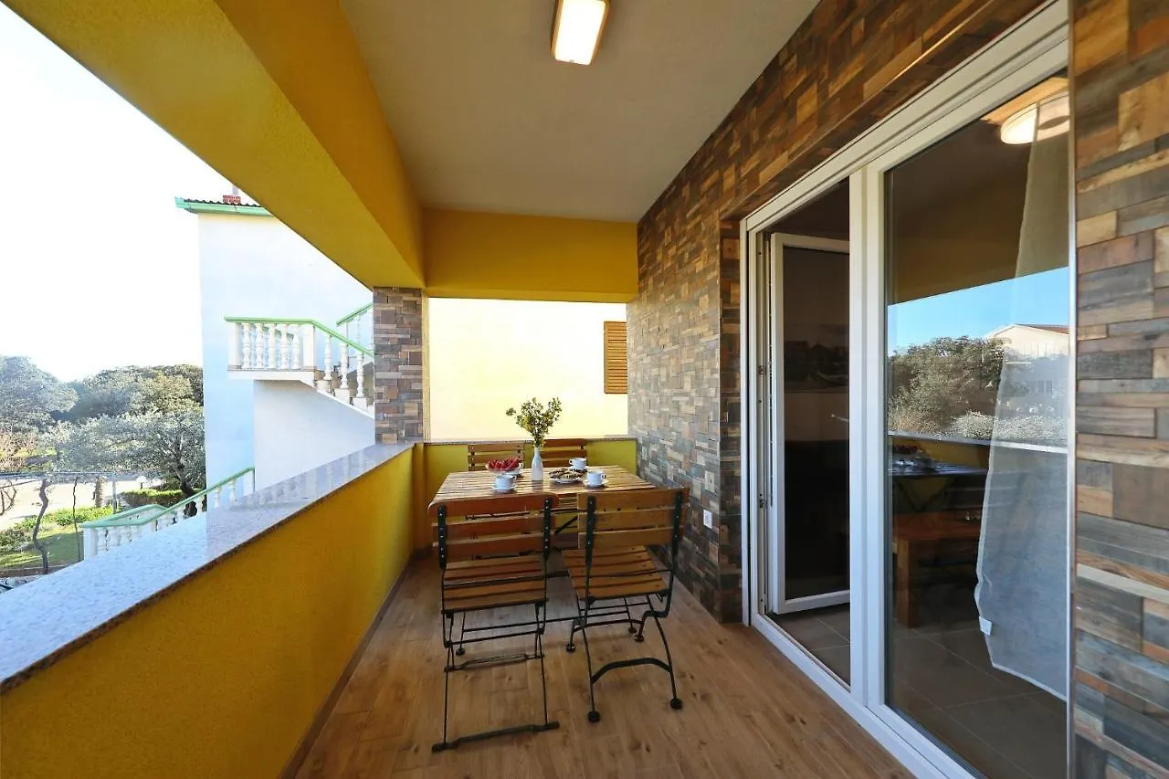 Apartments Oliva Vrsi