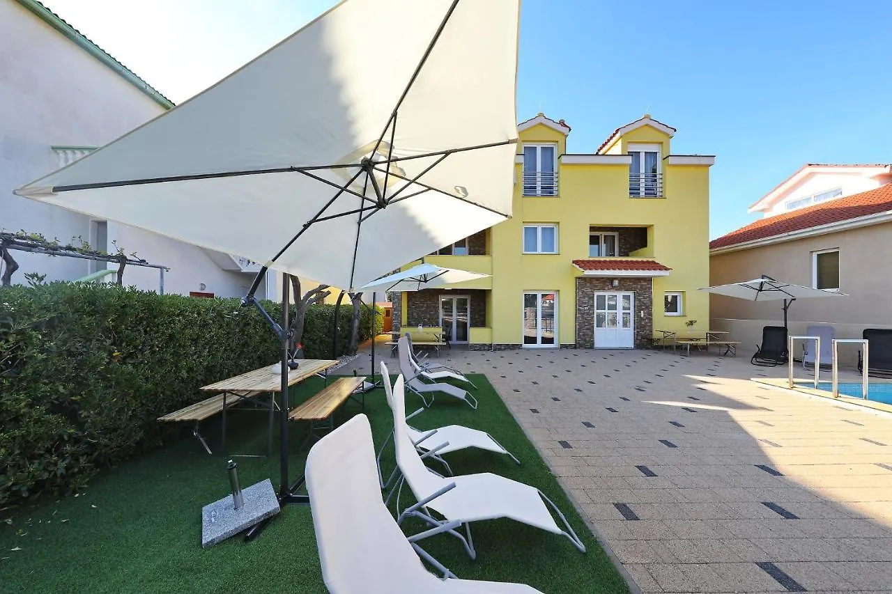 Apartments Oliva Vrsi Chorwacja