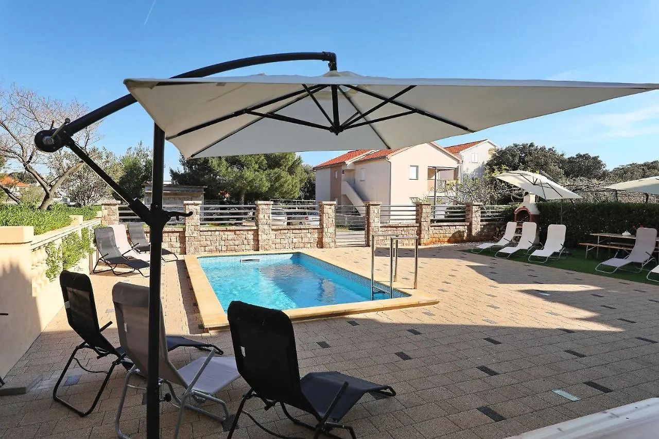 Apartments Oliva Vrsi